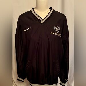 Nike Black Oakland Raiders V-Neck Pullover L/XL 
NFL ProLine Authentic